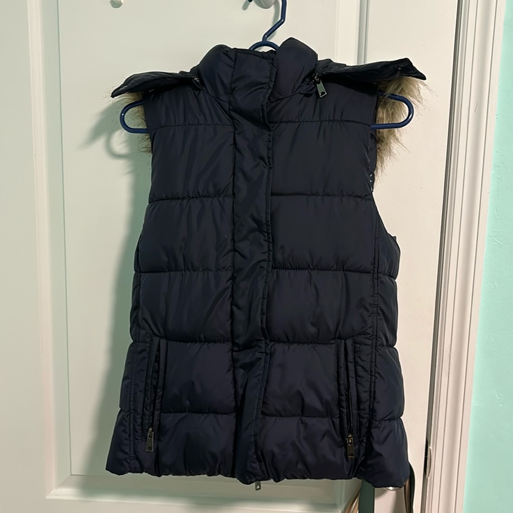 Banana republic puffer vest